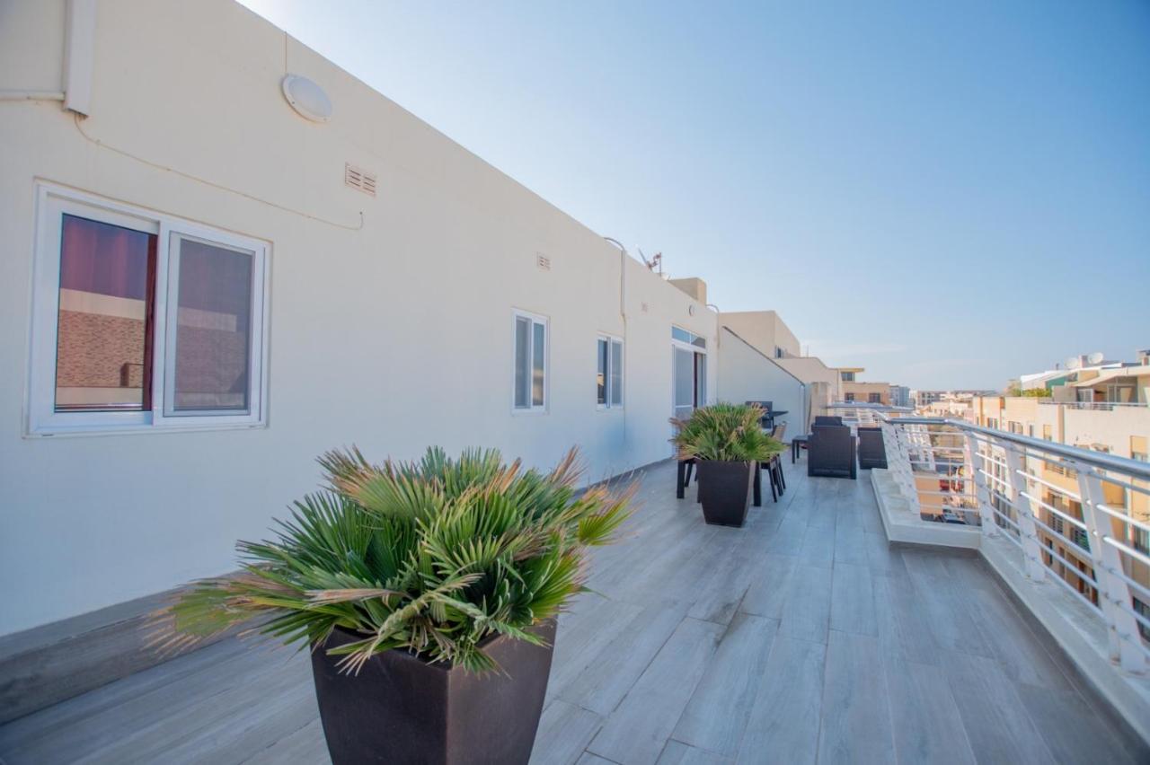 Kernice Penthouse With Sea And Country Views Of Xghajra Exteriér fotografie