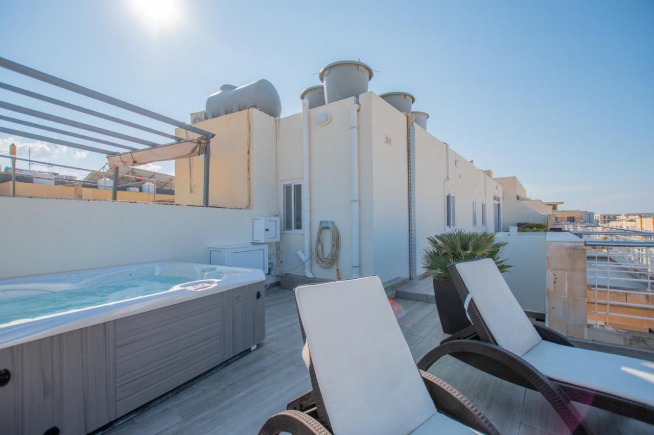 Kernice Penthouse With Sea And Country Views Of Xghajra Exteriér fotografie