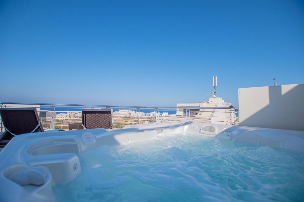 Kernice Penthouse With Sea And Country Views Of Xghajra Exteriér fotografie